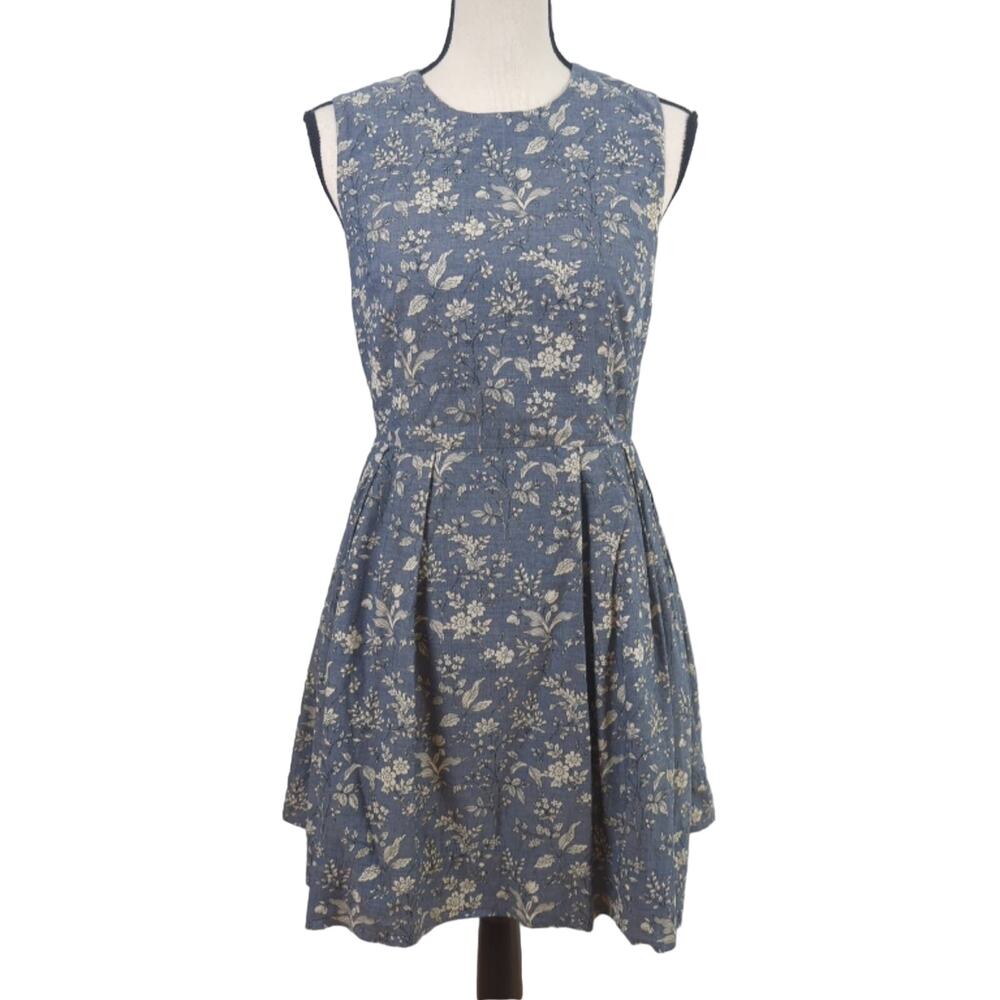 Gap Chambray Floral Fit and Flare Dress Size 2